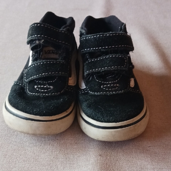 Vans Black and White High-Top Sneakers with Velcro Strap - Picture 3 of 5